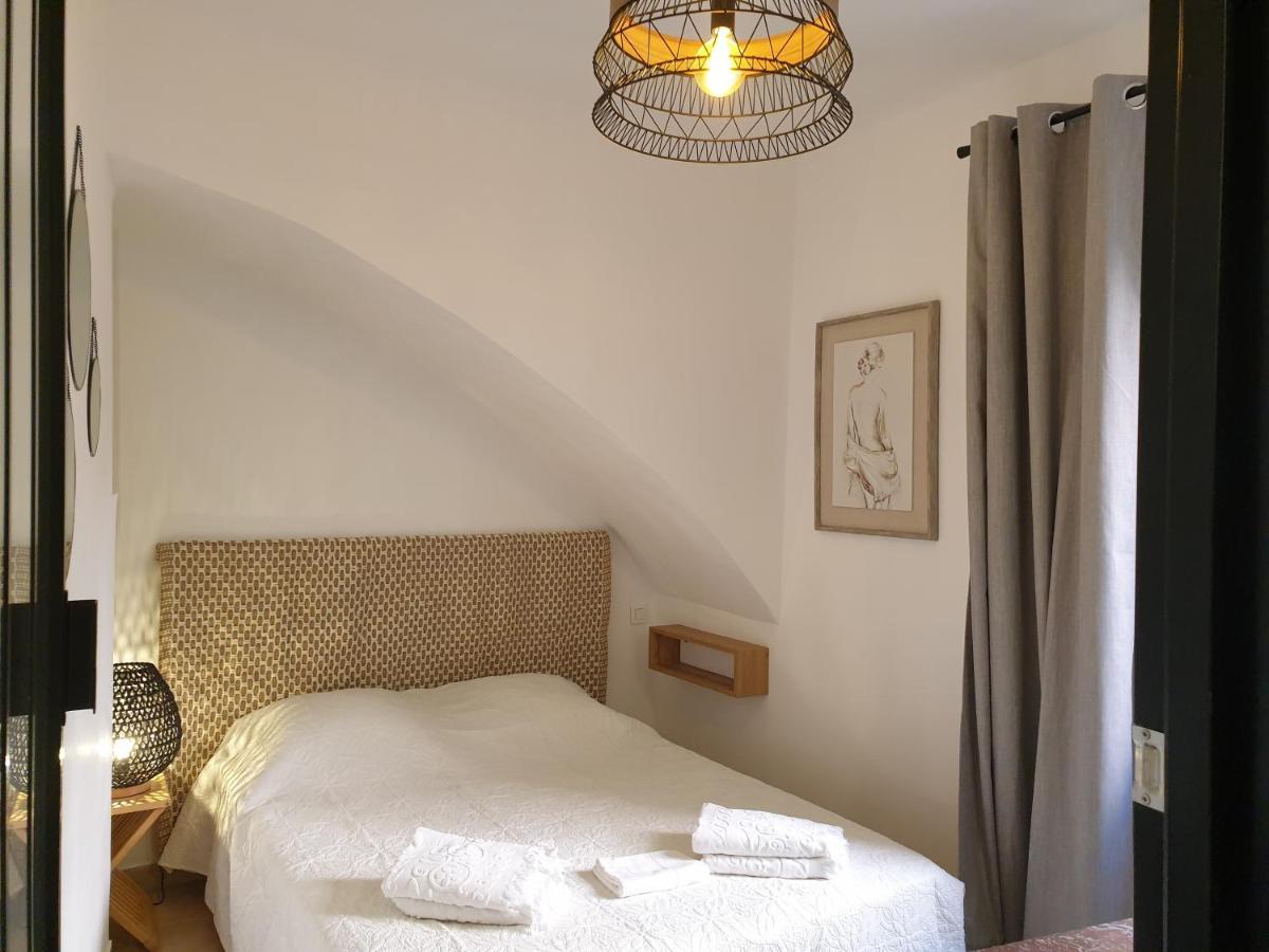 Appartements De L'Eglise Calvi  Exteriér fotografie
