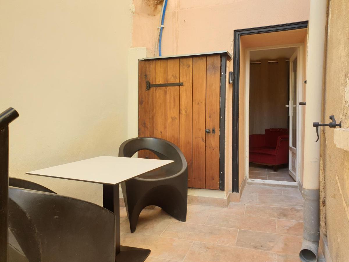 Appartements De L'Eglise Calvi  Exteriér fotografie